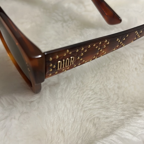❌Lady  Dior Sunglasses 🕶️❌sold❌ - Picture 9 of 11